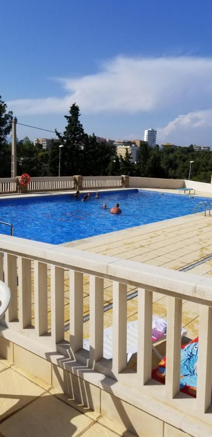 Apartamento Alma Salou Luaran gambar